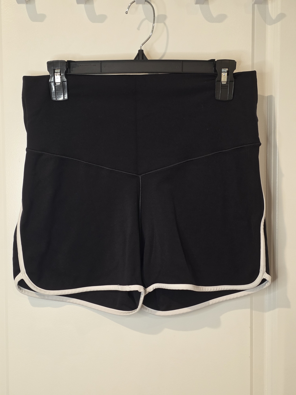OFFLINE by Aerie Real Me High Rise Shortie